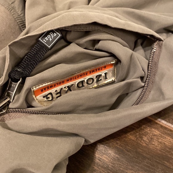 Izod XFG Golf Windbreaker - Picture 5 of 5